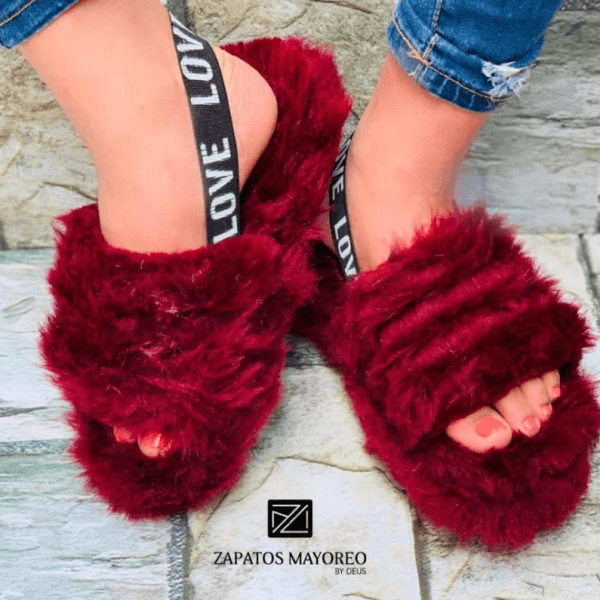 Plush Sandals for Woman with Embroidery - Red Color